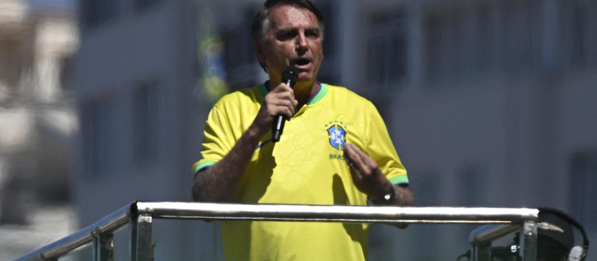 Jair Bolsonaro, expresidente de Brasil y líder opositor