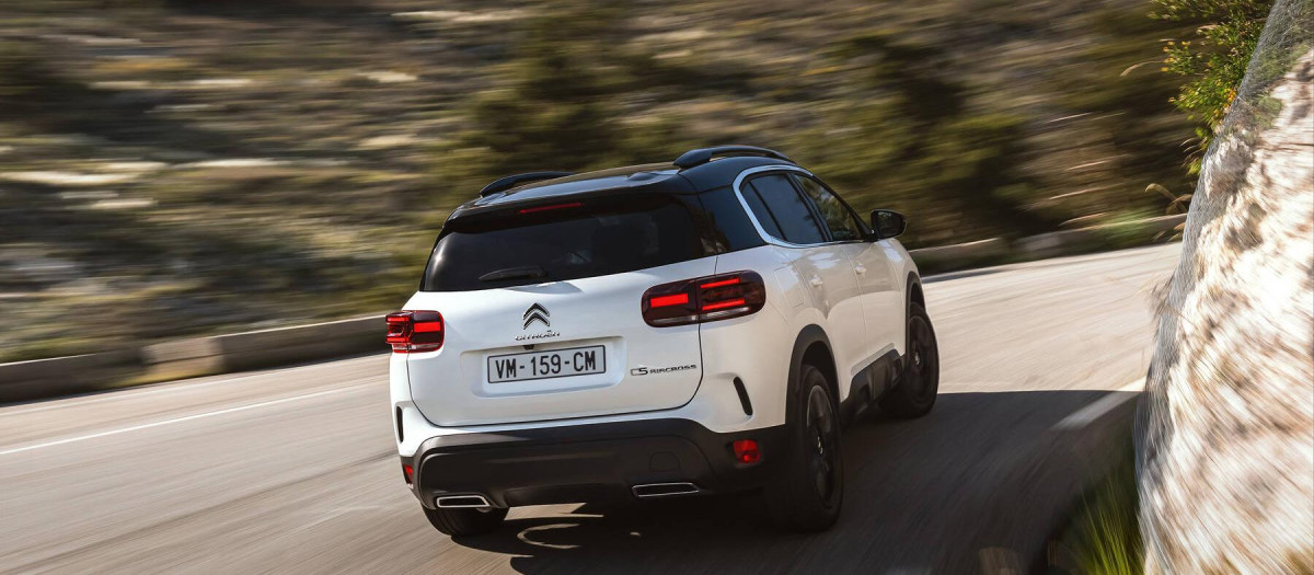 Estéticamente el nuevo C5 Hybrid apenas tiene novedades estéticas