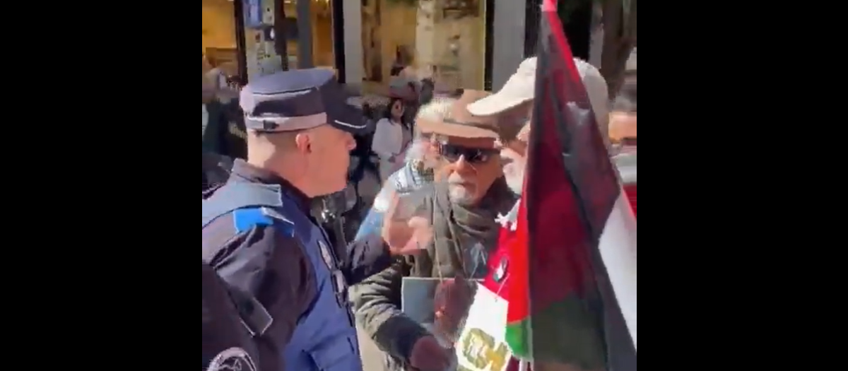 Intervención de la policía ante la agresión