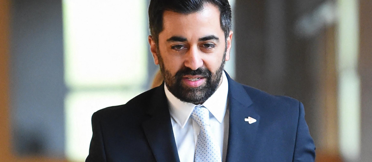 Humza Yousaf ministro principal del Gobierno escocés por el Partido Nacional Escocés (SNP)