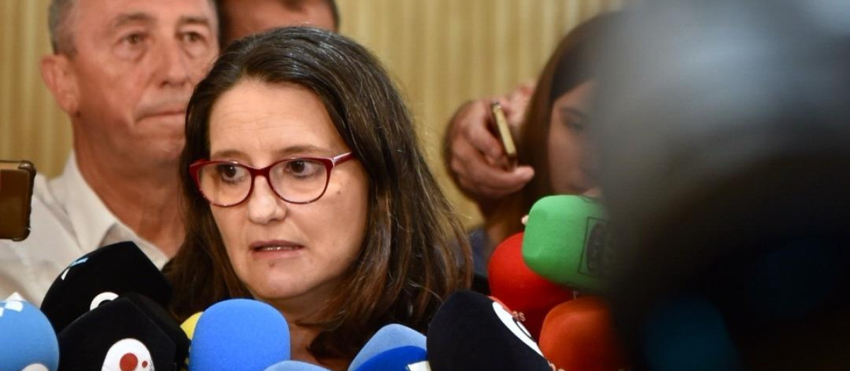 La exvicepresidenta de la Generalitat Valenciana Mónica Oltra, junto al síndico de Compromís, Joan Baldoví
