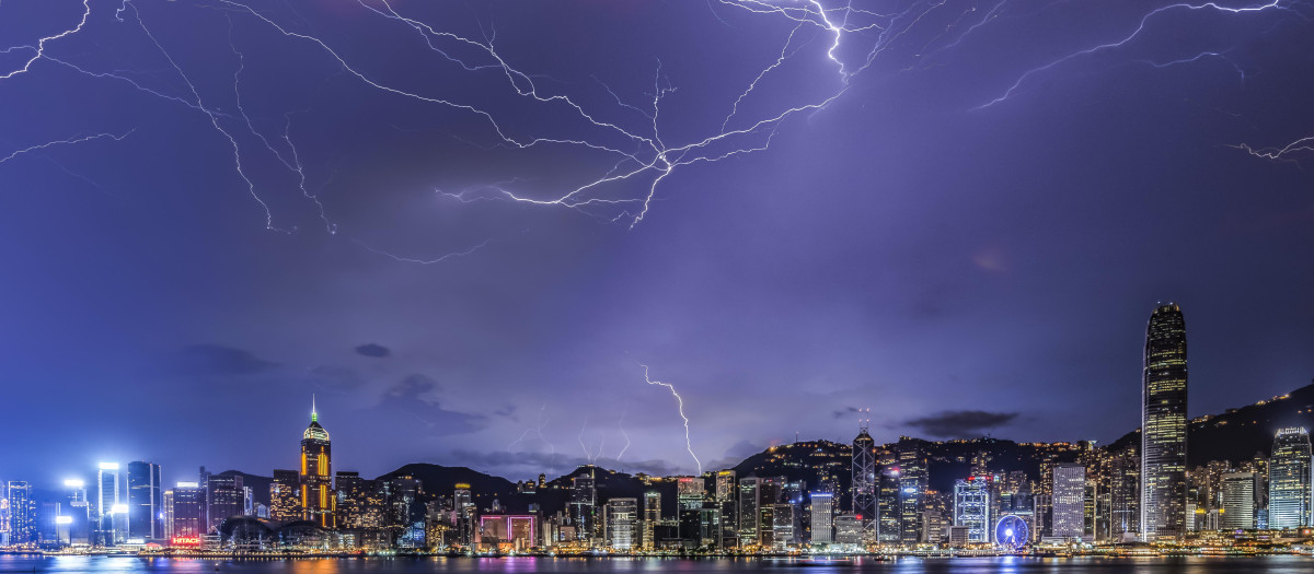 Rayos en Hong Kong, en una imagen de archivo