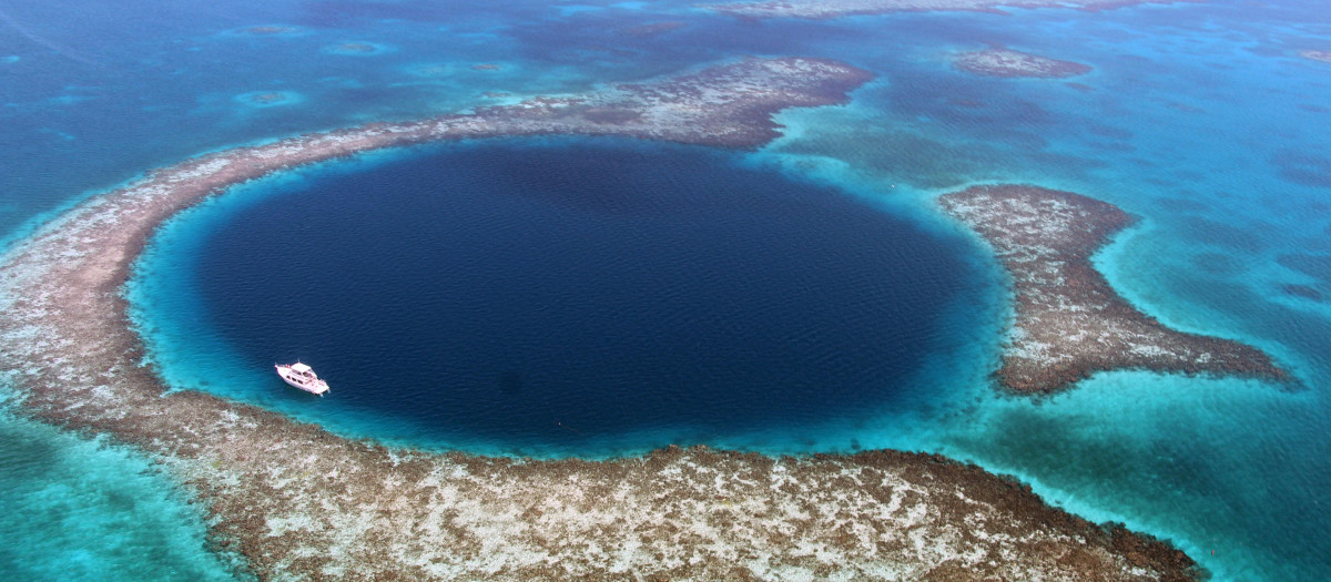 Gran Agujero Azul de Belice, uno de los más impresionantes que existen