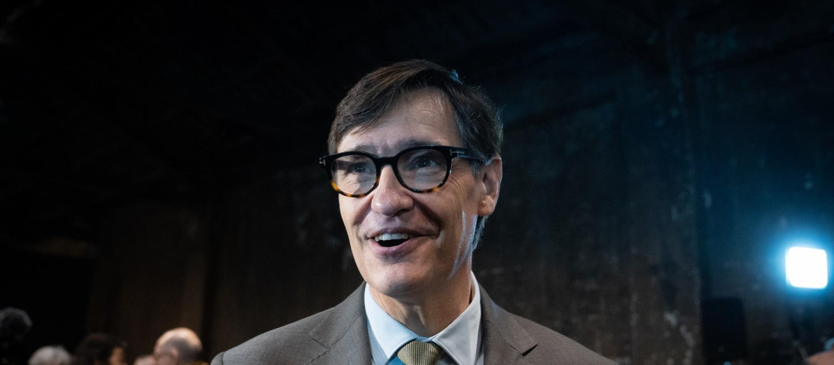 El candidato del PSC, Salvador Illa.