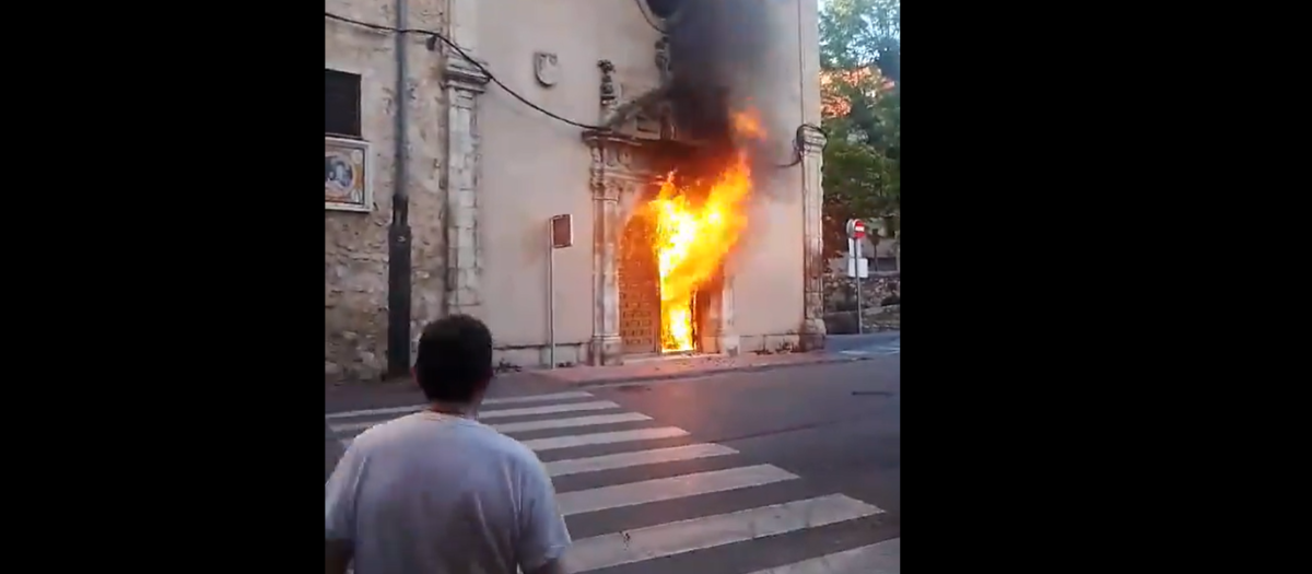 Captura de imagen de un momento del incendio