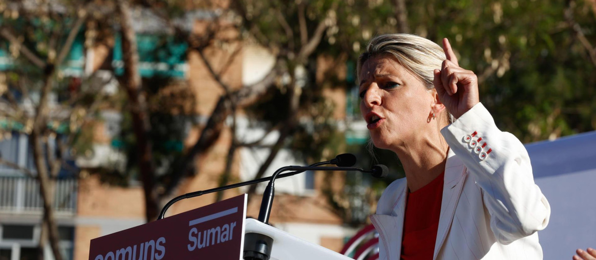 La vicepresidenta del Gobierno y líder de Sumar, Yolanda Díaz, en Cornellá.