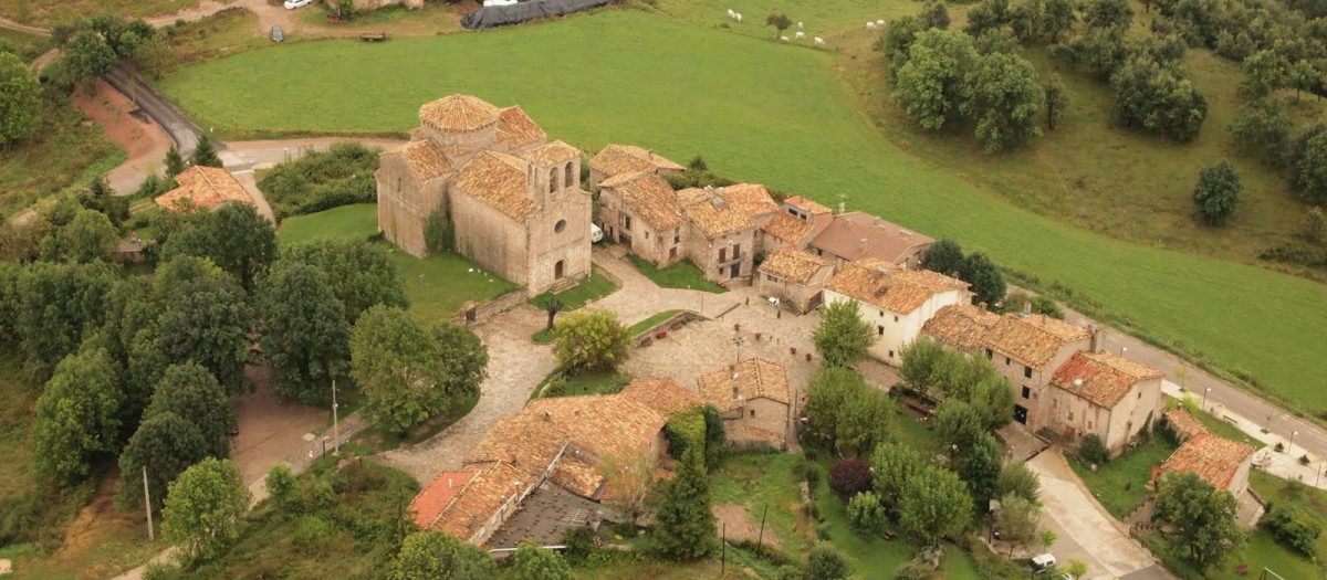 Vista aérea de Sant Jaume de Frontanyà.