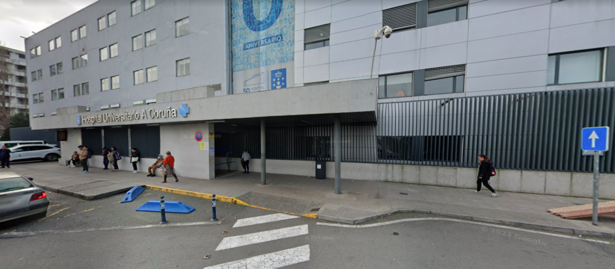 Exteriores del hospital de La Coruña.