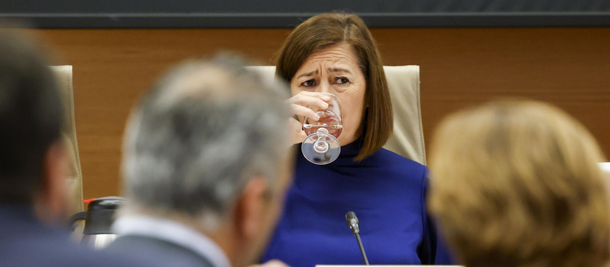La presidenta del Congreso, Francina Armengol, este lunes en la comisión del Congreso que investiga el caso PSOE