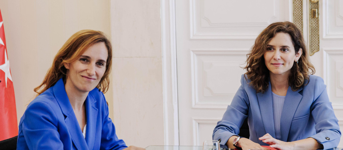 Mónica García e Isabel Díaz Ayuso