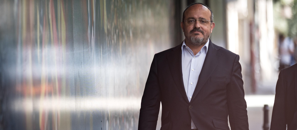 El presidente del PP en Cataluña y candidato del partido a las elecciones catalanas, Alejandro Fernández