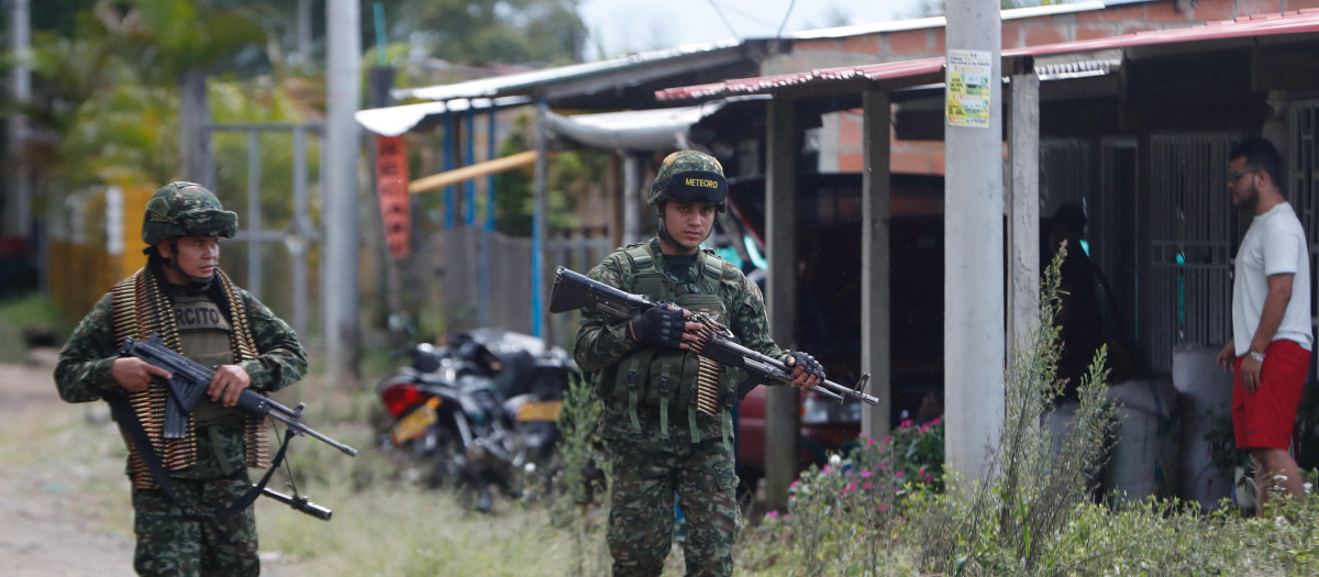 Integrantes del Ejército de Colombia