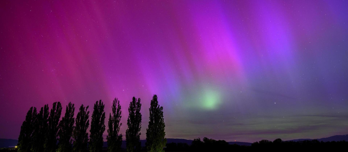 Aurora boreal en Suiza, en la noche del 10 de mayo