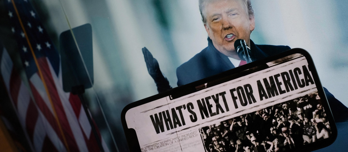 Vídeo publicado en la cuenta Truth Social de Donald Trump"What happens after Donald Trump wins? What's next for America?" a voiceover asks in the 30-second clip, which flashes a series of fictitious headlines addressing American prosperity. (Photo by Chris DELMAS / AFP)