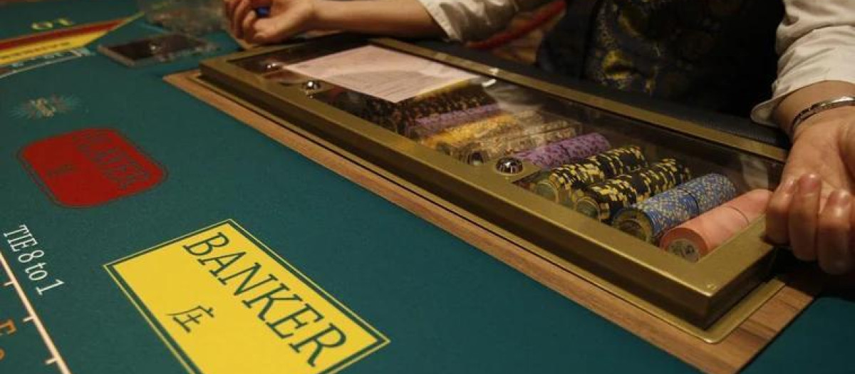 El trabajador de un salón de juegos se lleva las llaves y vuelve para robar 48.000 euros
