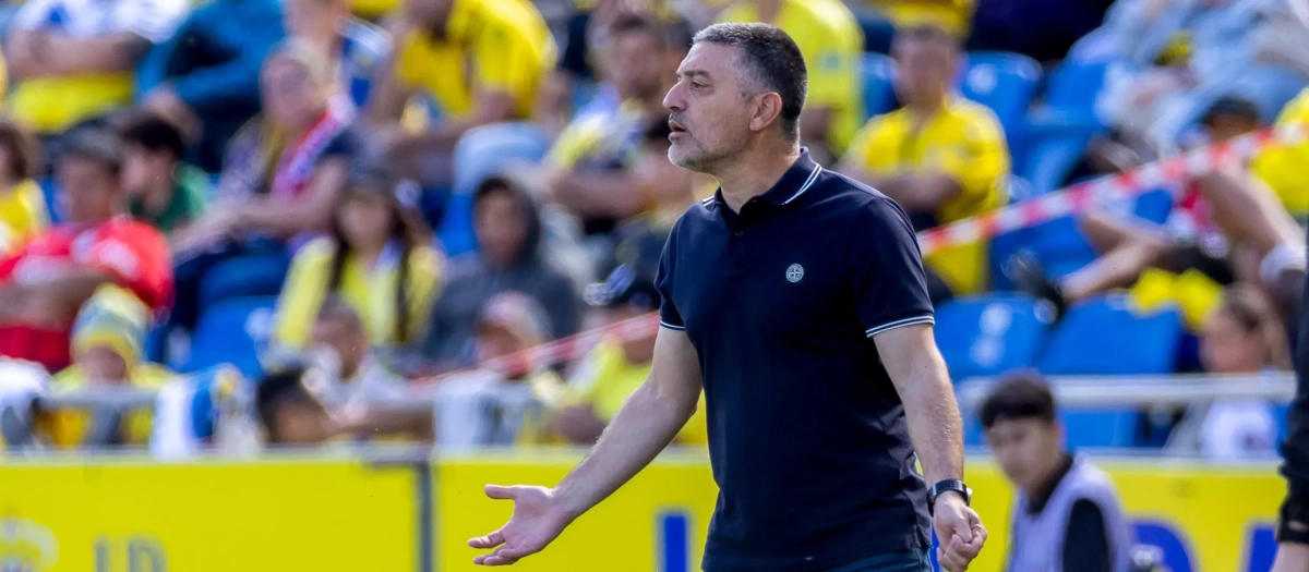 García Pimienta dejará de ser entrenador de la UD Las Palmas a final de temporada