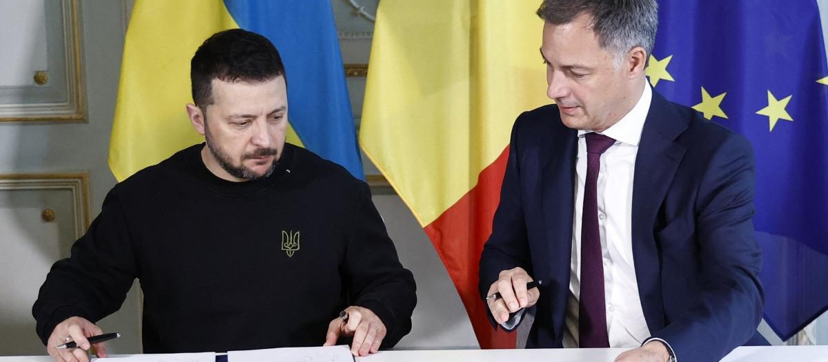 Voldomir Zelenski y Alexander De Croo firman un acuerdo para apoyar a Ucrania