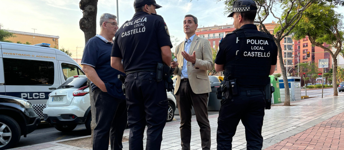 Agresión a la carpa informativa de Vox en Castellón paras las elecciones europeas