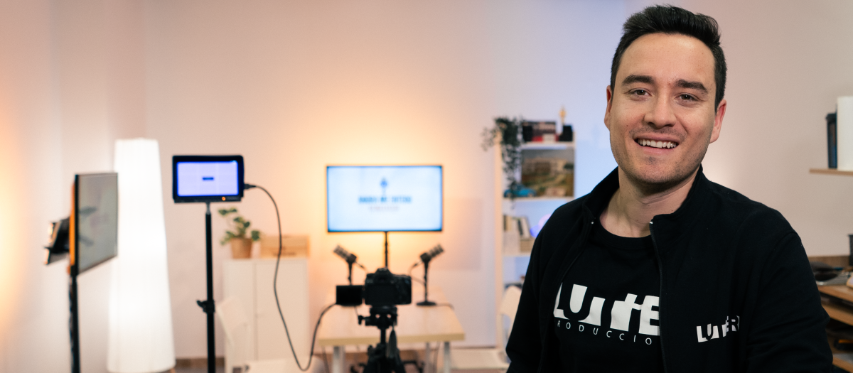 La productora nació para cumplir el sueño de Juan Jesús, crecer en el mundo de comunicación