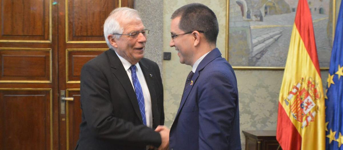 Joseph Borrell y el excanciller del régimen chavista Jorge Arreaza