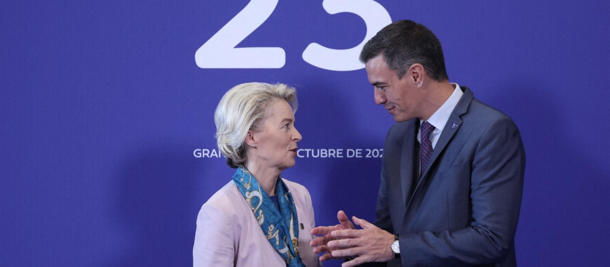 Ursula von der Leyen y Pedro Sánchez