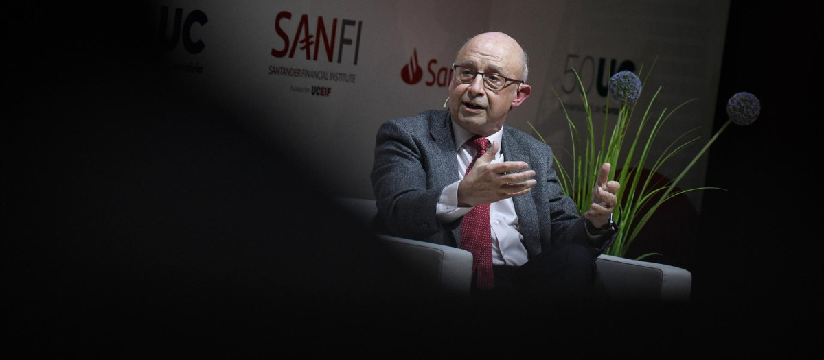 El exministro de Hacienda, Cristóbal Montoro, durante un acto en marzo de 2023.