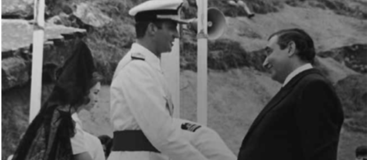 El presidente de la Diputación de Guipúzcoa y consejero del Reino, Juan María Araluce, con el Rey Juan Carlos