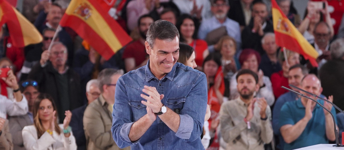 Pedro Sánchez, en un mitin durante la campaña electoral