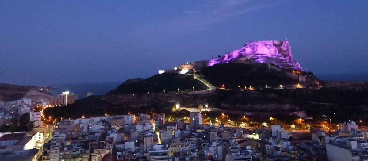 Ciudad de Alicante por la noche
