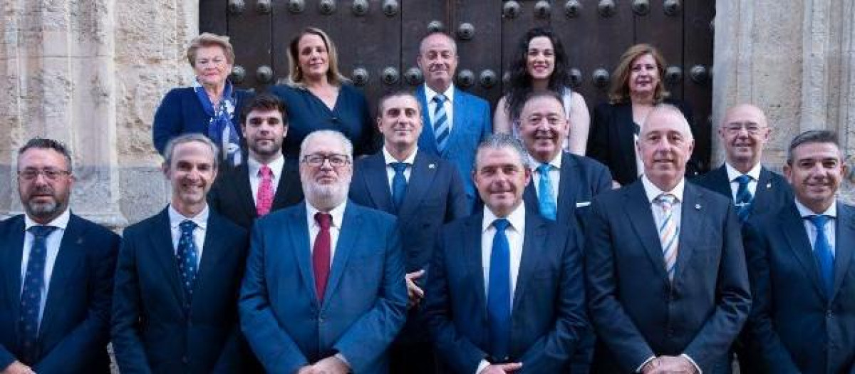 Candidatura de Manuel Murillo a la Agrupación de Cofradías