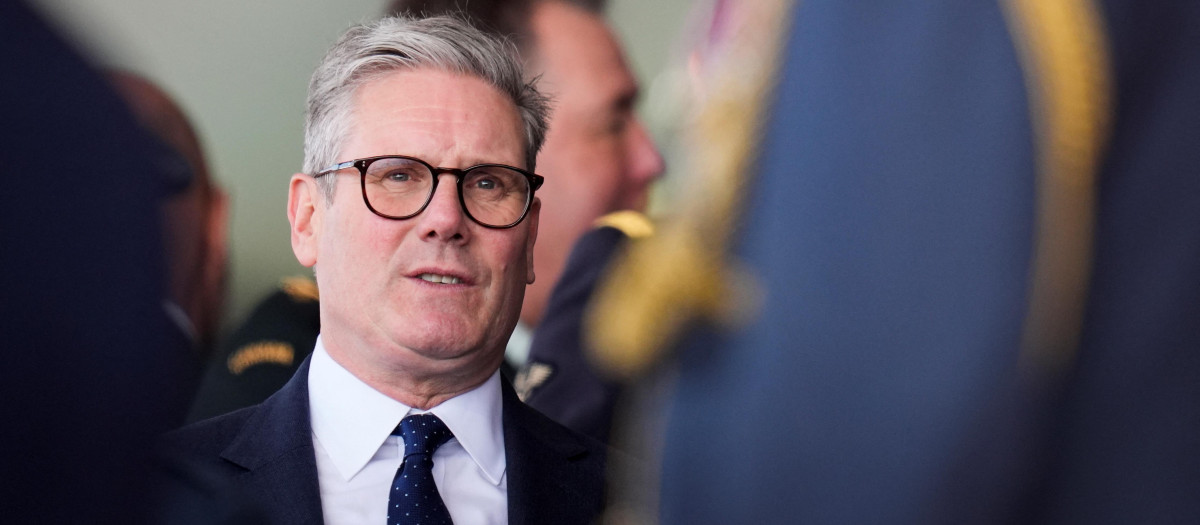 El principal líder del Partido Laborista de la oposición británica, Keir Starmer, durante la ceremonia del Día D