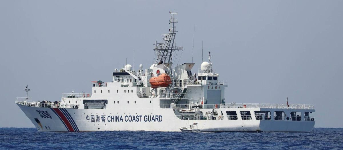 Un barco de la guardia costera china