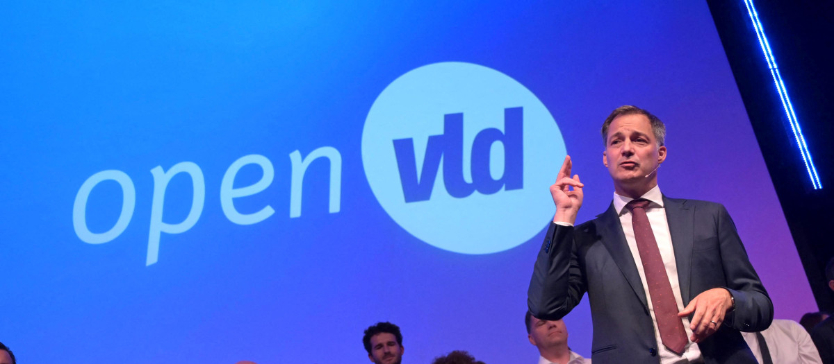 El primer ministro belga, Alexander De Croo, presentó su dimisión tras su debacle en las federales