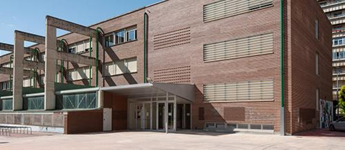 El instituto se encuentra en el barrio pamplonés de Iturrama