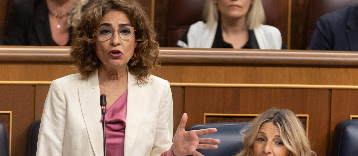 La vicepresidenta primera del Gobierno, ministra de Hacienda y vicesecretaria general del PSOE, María Jesús Montero