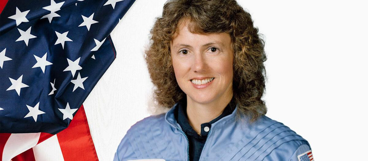 Christa McAuliffe, profesora, daba catequesis de Confirmación en su parroquia