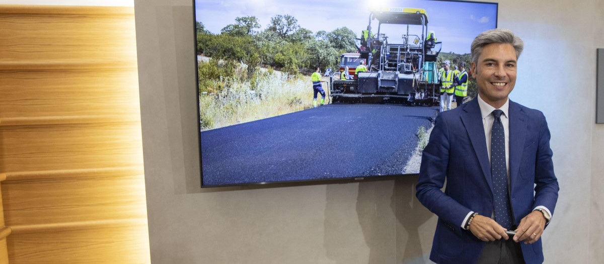 El vicepresidente primero y delegado de Infraestructuras, Sostenibilidad y Agricultura, Andrés Lorite