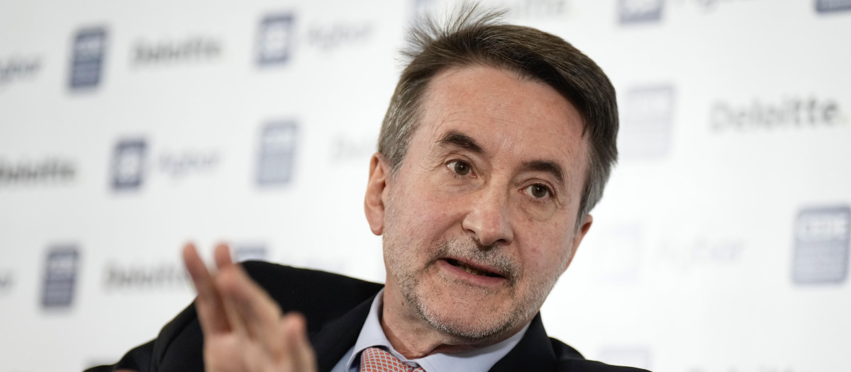 Josu Jon Imaz en el desayuno de CEDE