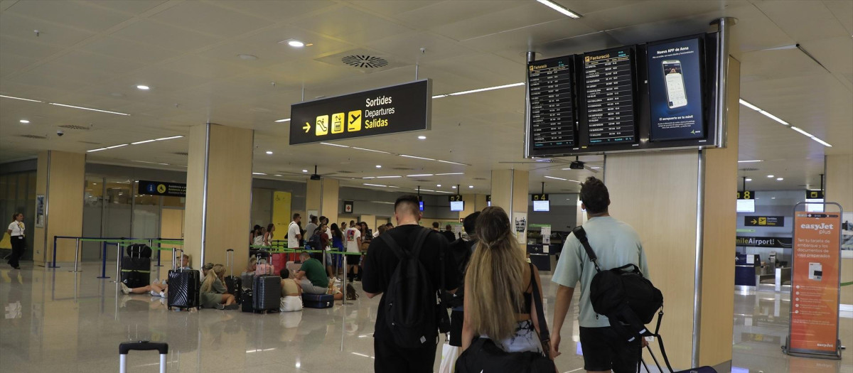 Imagen del aeropuerto de Ibiza
(Foto de ARCHIVO)
10/8/2023 ONLY FOR USE IN SPAIN