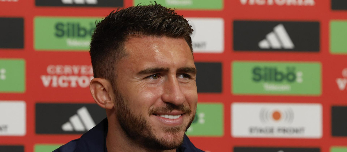Aymeric Laporte aseguró que está orgulloso de vestir la camiseta de la selección española