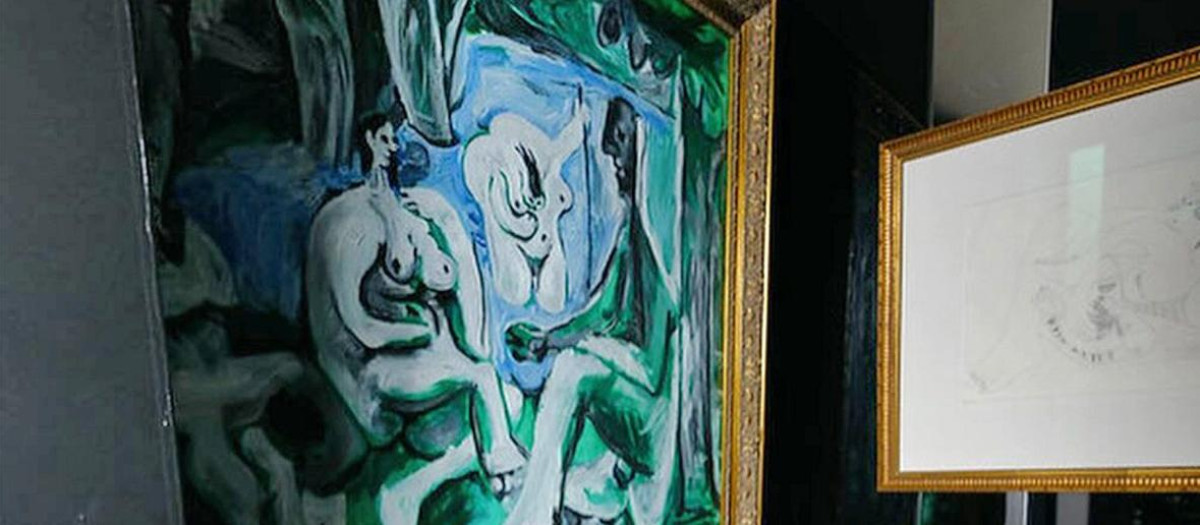 Cuadro de Picasso en el cuarto de baño femenino del museo MONA