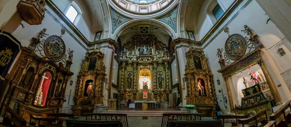 Interior de la iglesia penitencial de la Vera Cruz de Valladolid