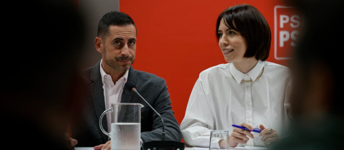 La secretaria general del PSPV-PSOE, Diana Morant, junto a Carlos Fernández Bielsa, en una reunión de los socialistas
