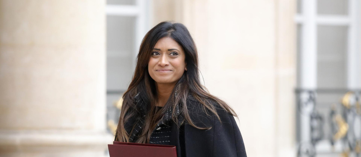 La portavoz del Gobierno de Francia, Prisca Thevenot
