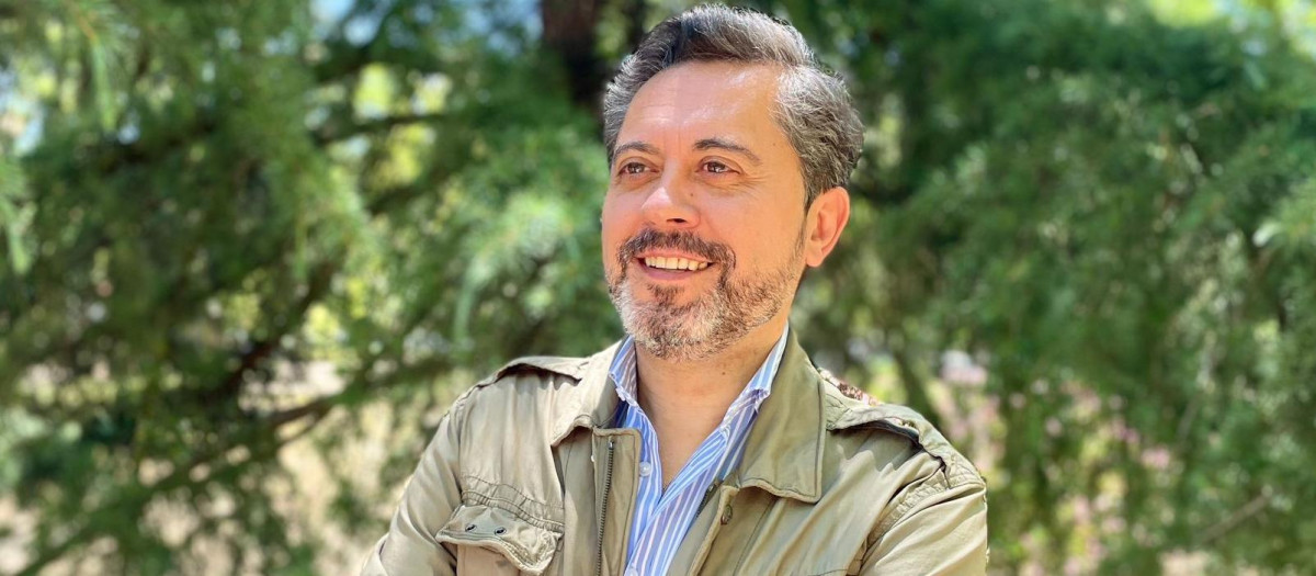 El autor, Óscar Rivas