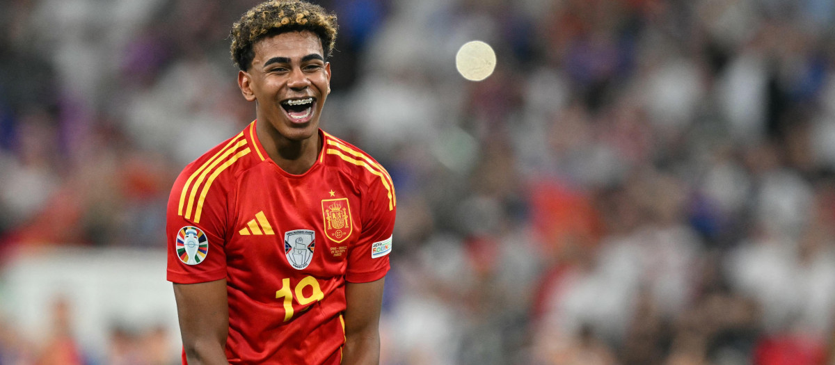 Lamine Yamal, en el España - Francia