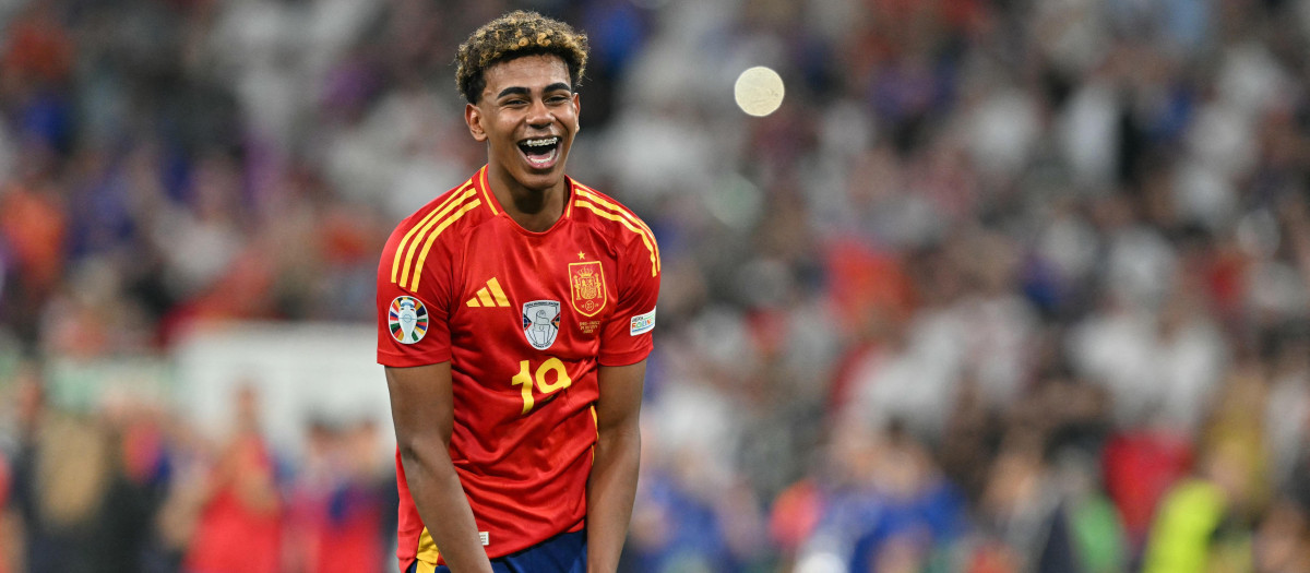 Lamine Yamal, en el España - Francia