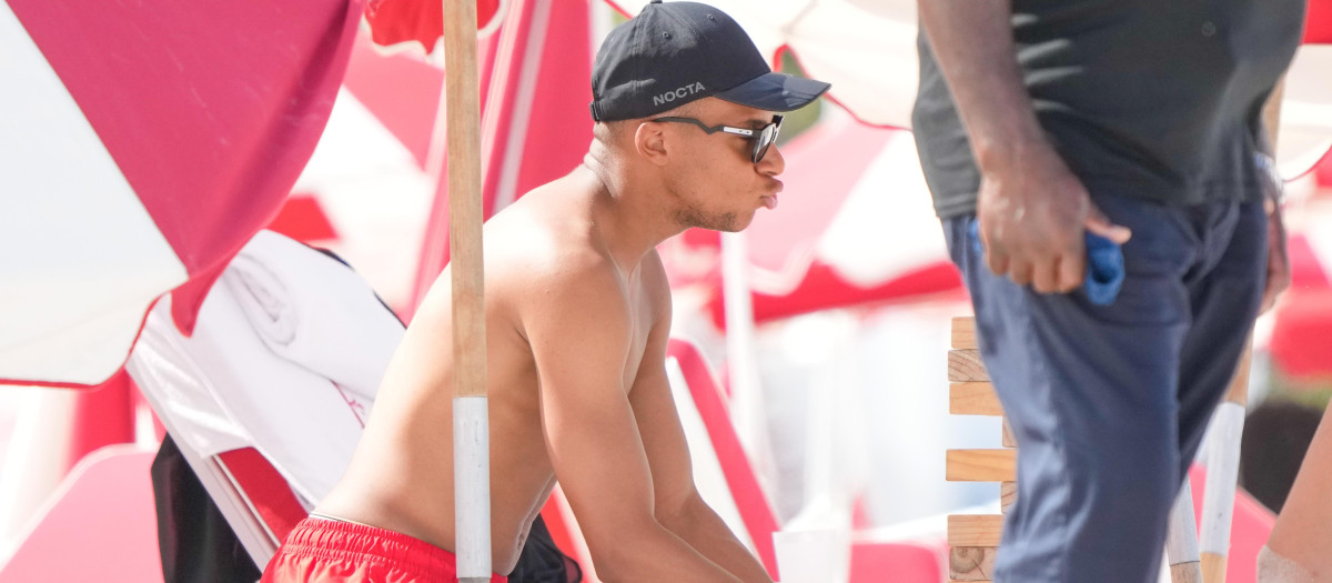 Kylian Mbappe on holidays in Miami