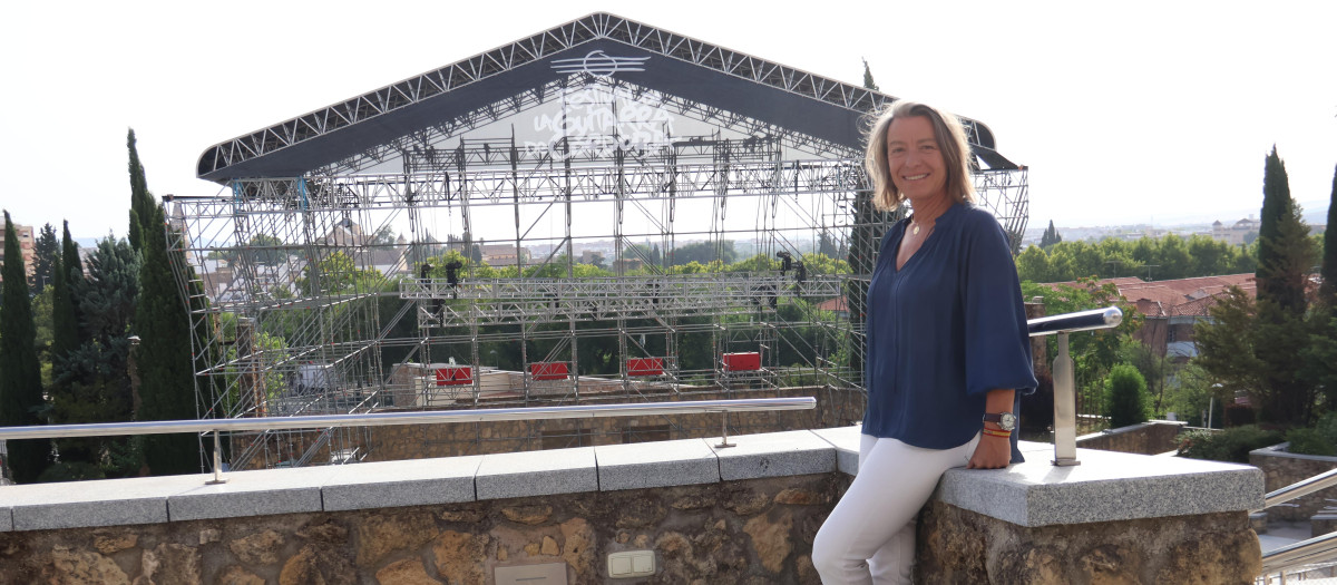Isabel Albás en el Teatro de La Axerquía