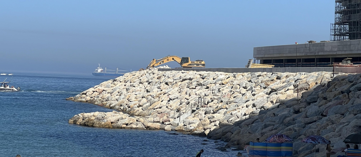 El hecho de que Gibraltar amplíe su superficie mediante la construcción en suelo marino no es algo nuevo